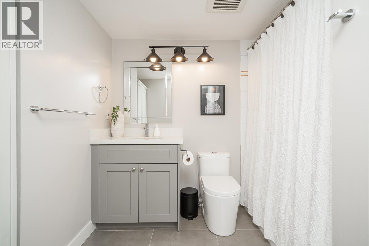 303 2960 Princess Crescent, Coquitlam, British Columbia  V3B 7P2 - Photo 17 - R3090515