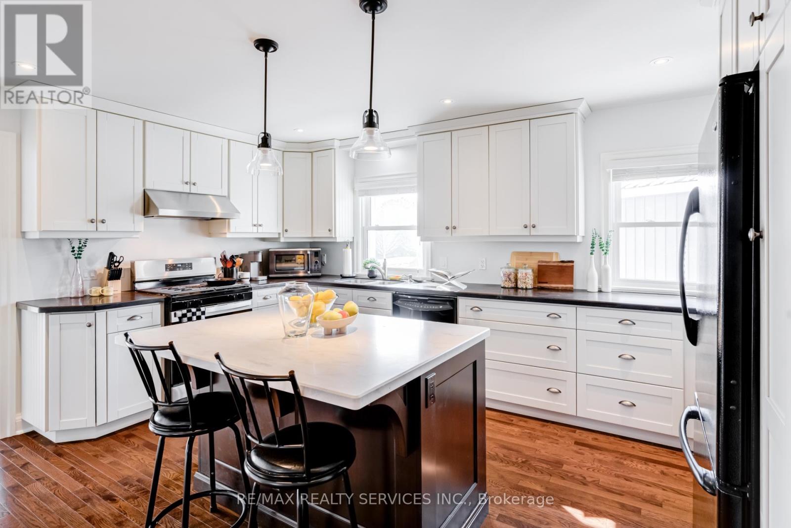 47746 Southdale Line, Central Elgin, Ontario  N5P 3S6 - Photo 8 - X12799892