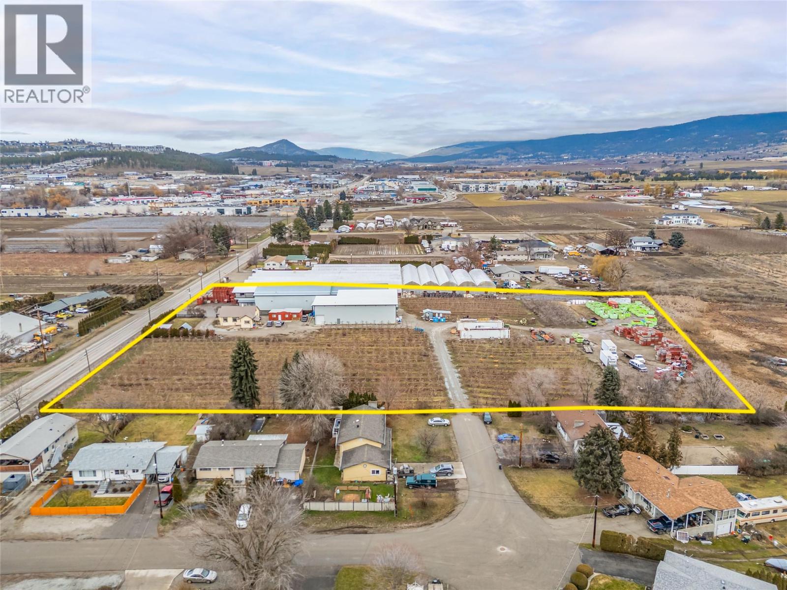 1685 Rutland Road N Kelowna Photo 4