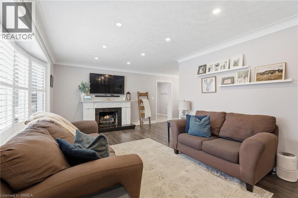 37 Hillier Crescent, Brantford, Ontario  N3R 1X3 - Photo 6 - 40805533