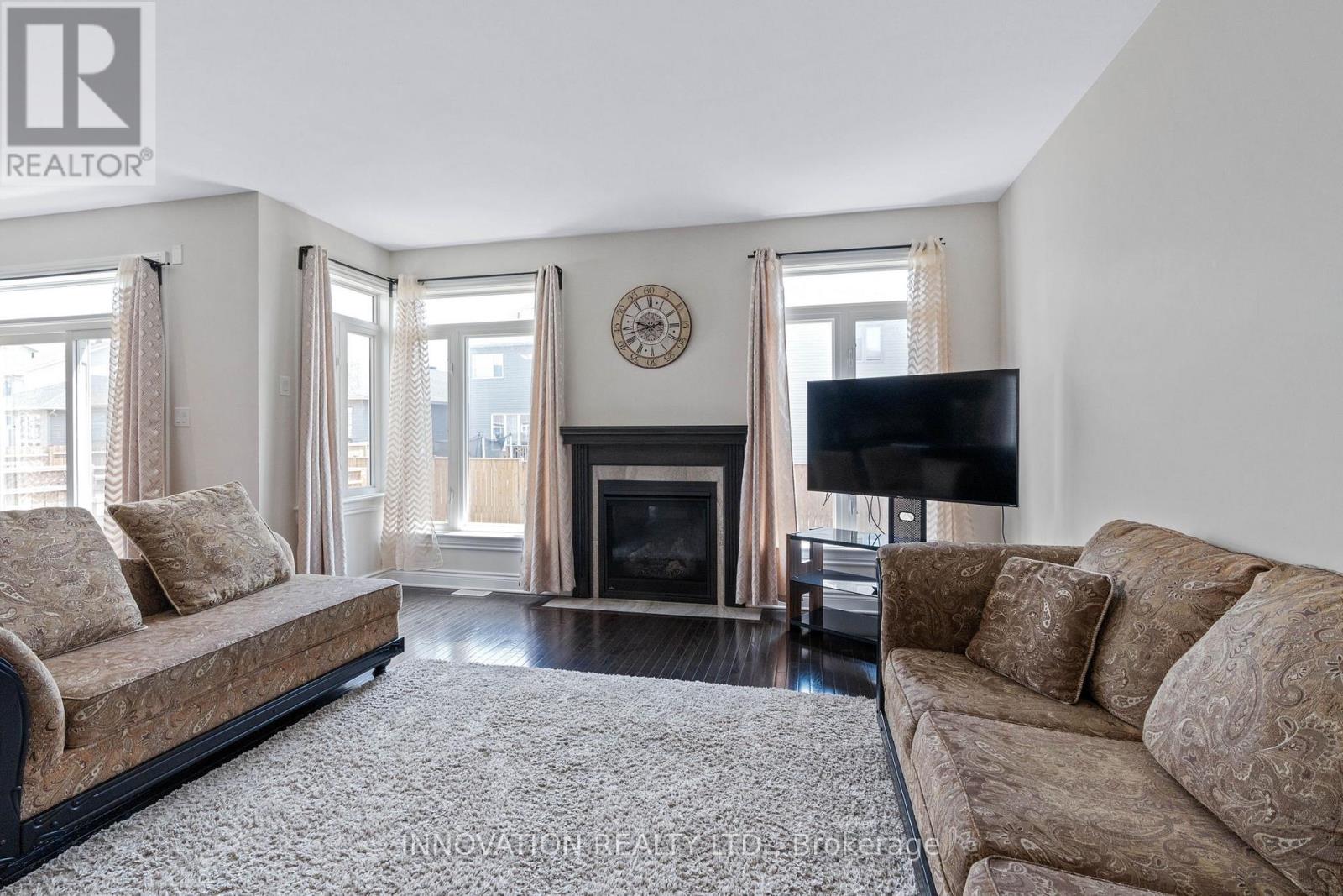 32 Peever Place, Carleton Place, Ontario  K7C 0K5 - Photo 12 - X12800102