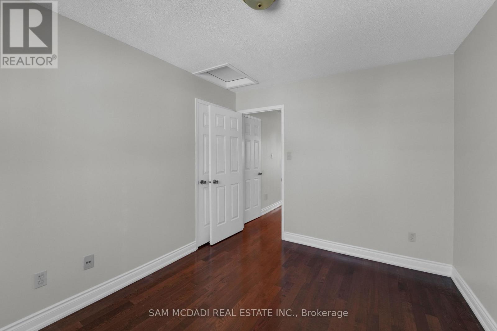 5275 Thornwood Drive, Mississauga (Hurontario), Ontario  L4Z 3J3 - Photo 31 - W12732362