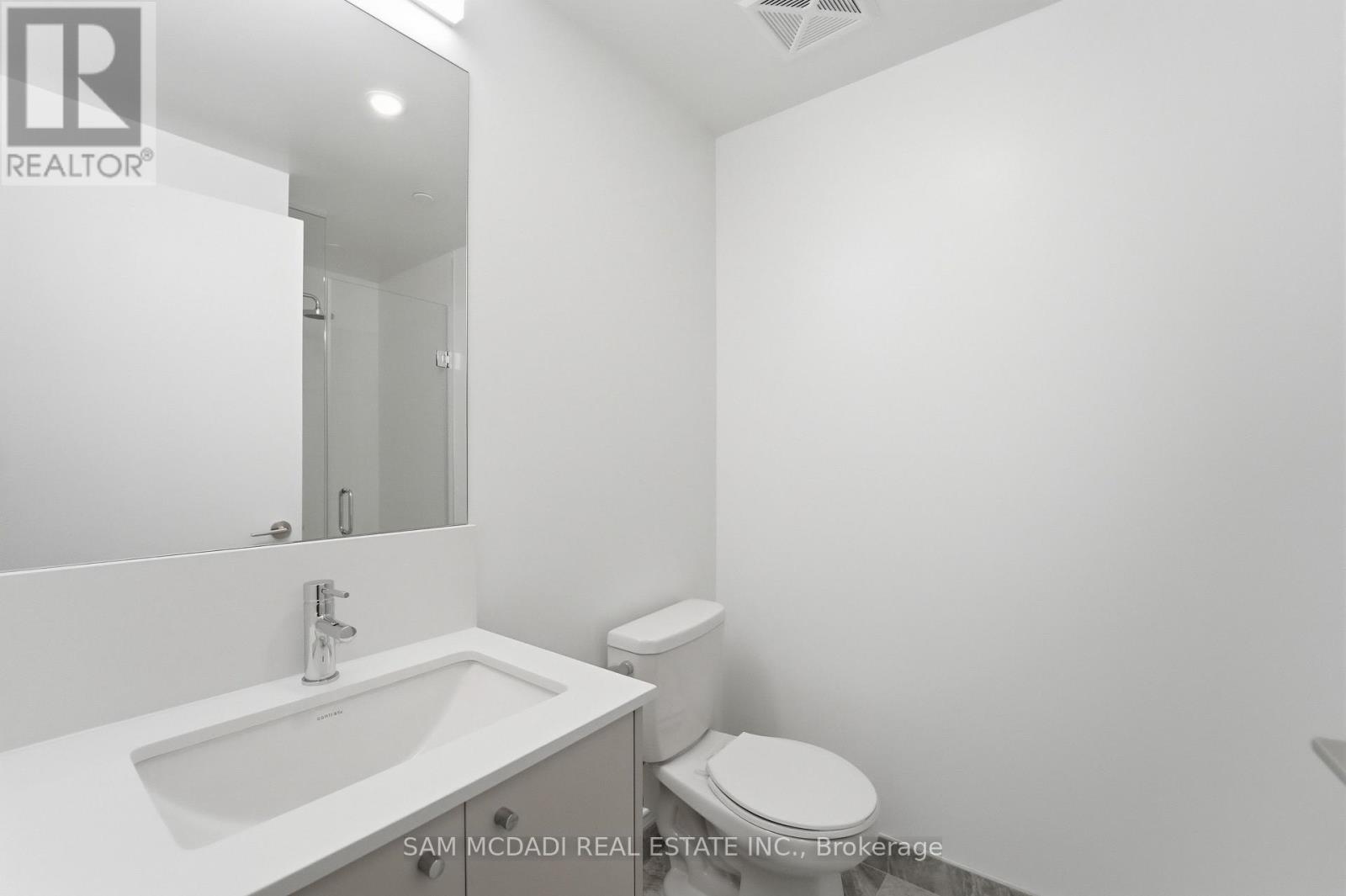 552 - 30 Dreamers Way, Toronto, Ontario  M5A 0Y7 - Photo 17 - C12800090