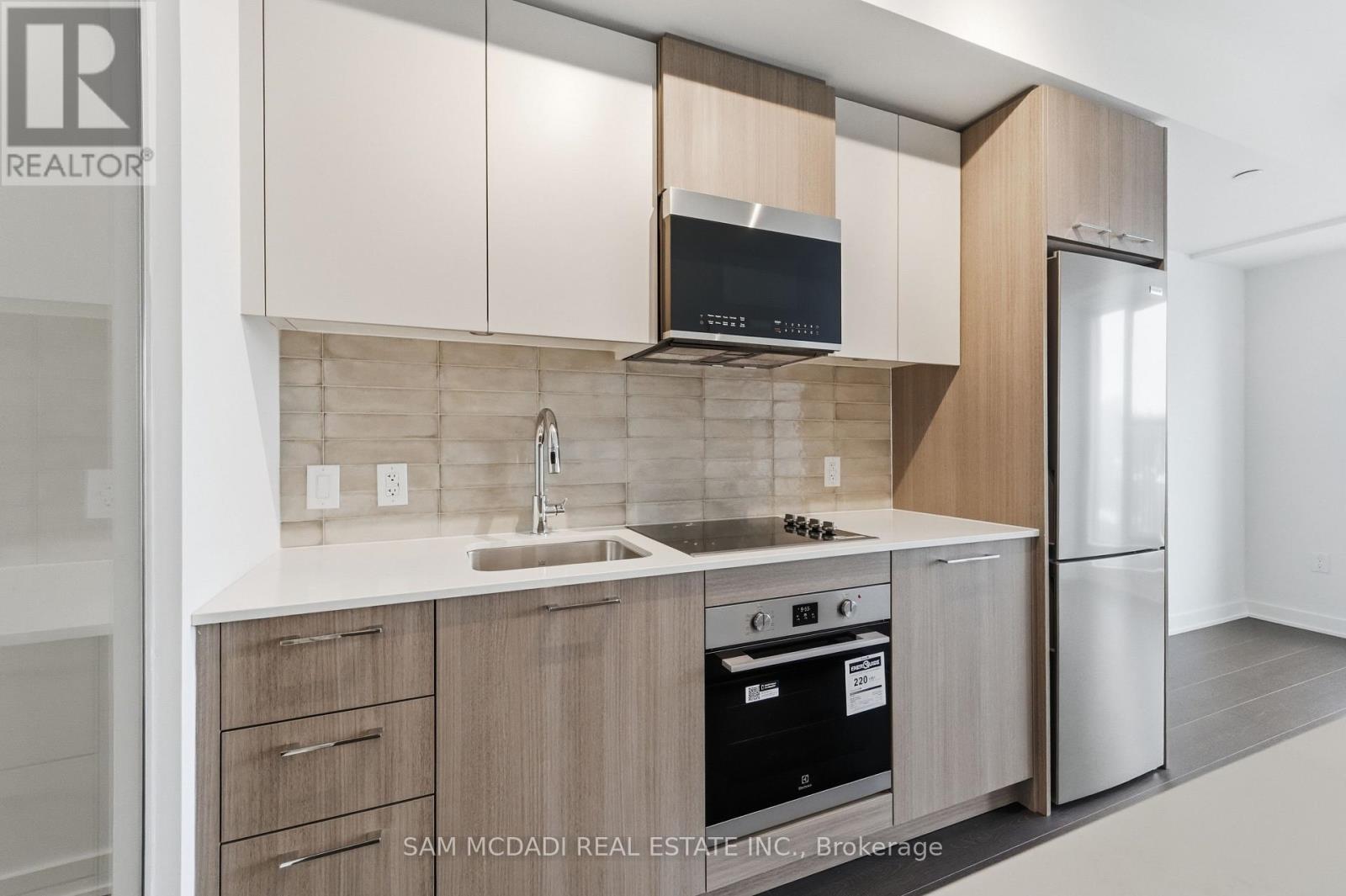 552 - 30 Dreamers Way, Toronto, Ontario  M5A 0Y7 - Photo 5 - C12800090