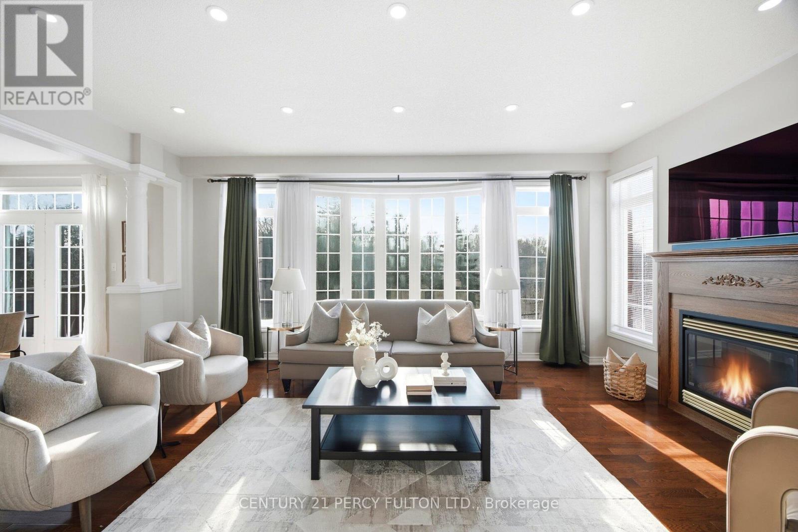 1 - 301 Strouds Lane, Pickering, Ontario  L1V 7J1 - Photo 3 - E12800104