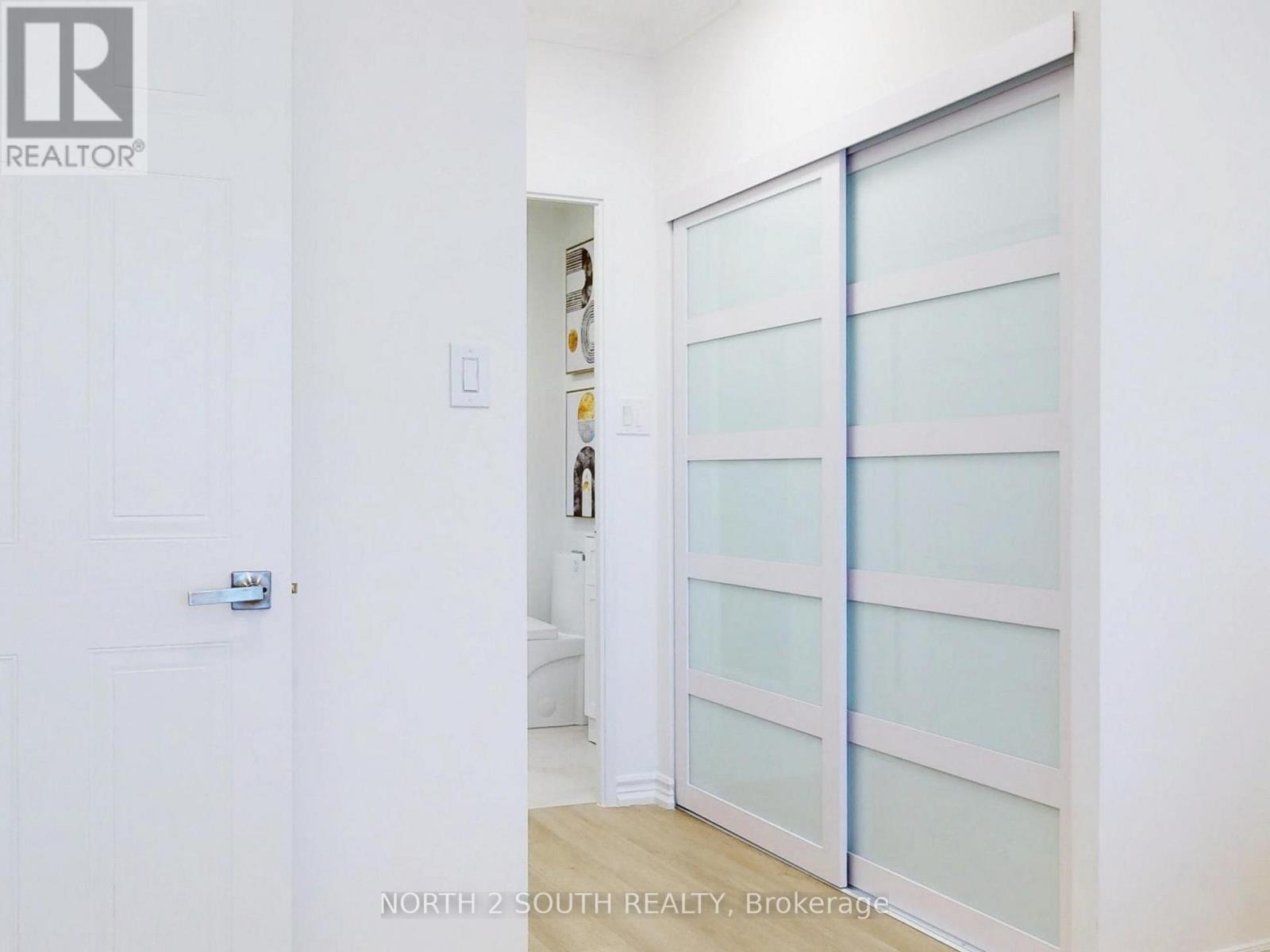 Ph27 - 32 Clarissa Drive W, Richmond Hill, Ontario  L4C 9R7 - Photo 16 - N12800114