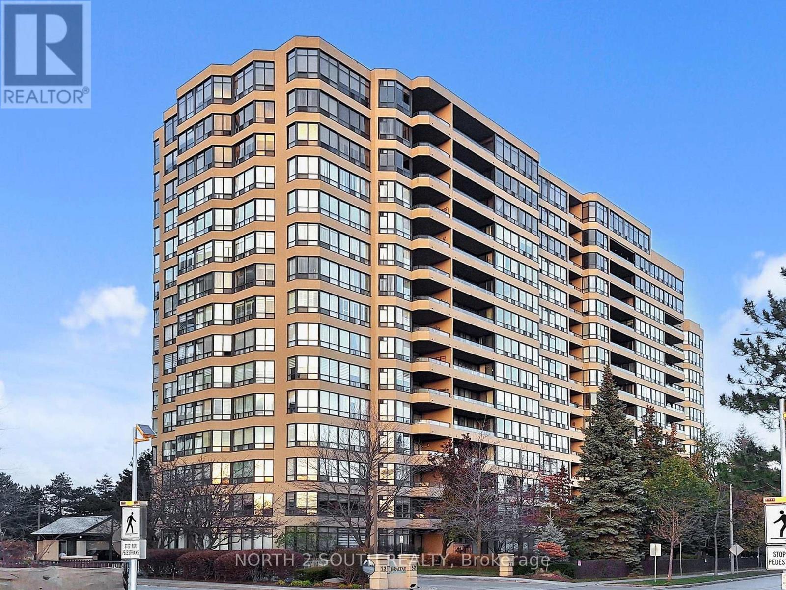 Ph27 - 32 Clarissa Drive W, Richmond Hill, Ontario  L4C 9R7 - Photo 32 - N12800114