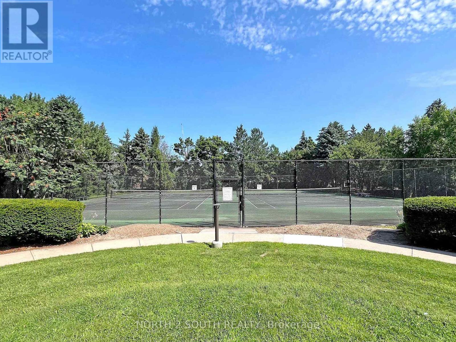 Ph27 - 32 Clarissa Drive W, Richmond Hill, Ontario  L4C 9R7 - Photo 41 - N12800114