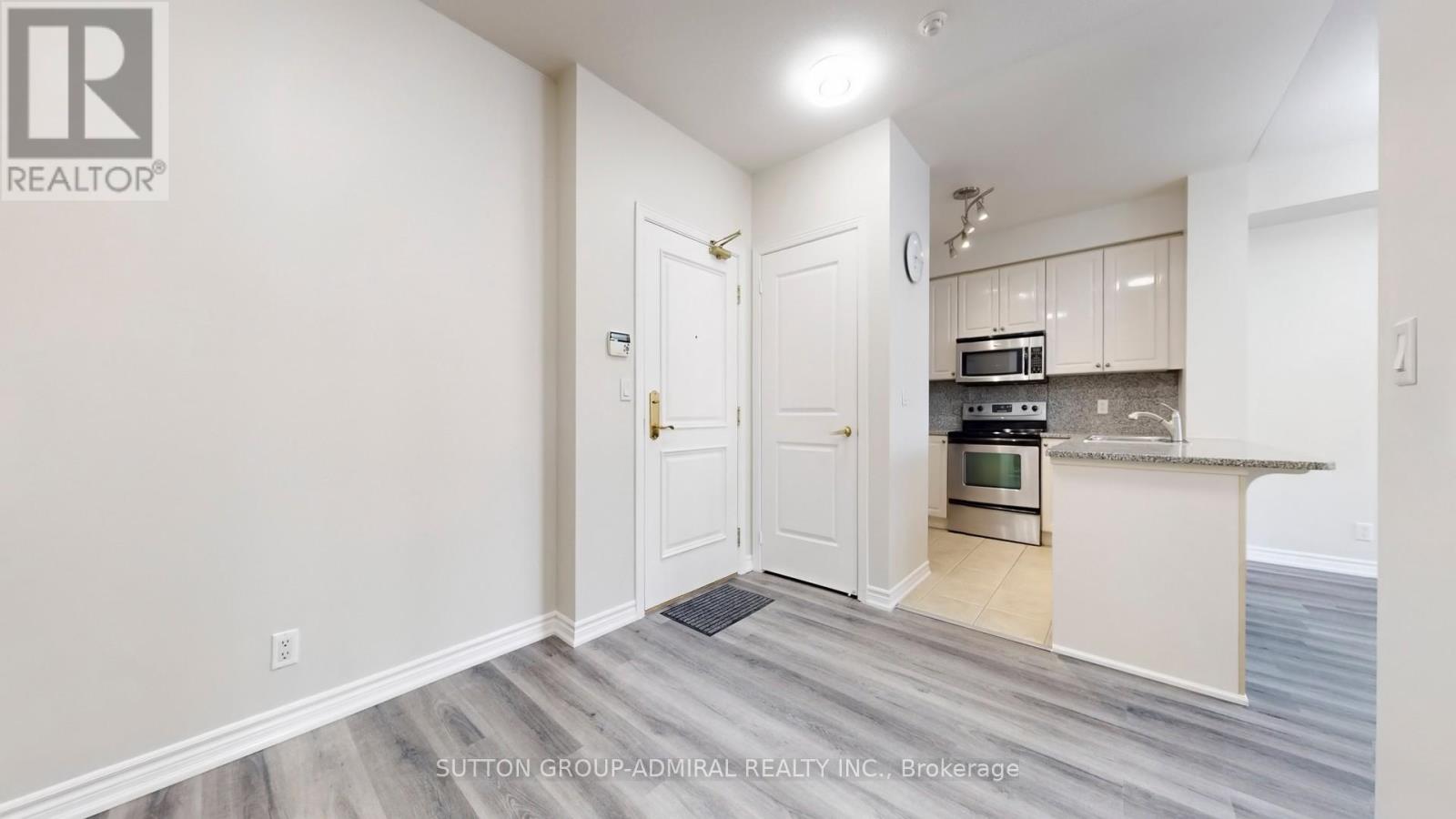 607 - 9225 Jane Street, Vaughan, Ontario  L6A 0K1 - Photo 11 - N12800130