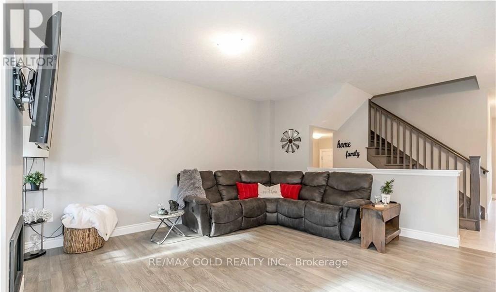 971 Wright Drive, Midland, Ontario  L4R 0E4 - Photo 8 - S12800116