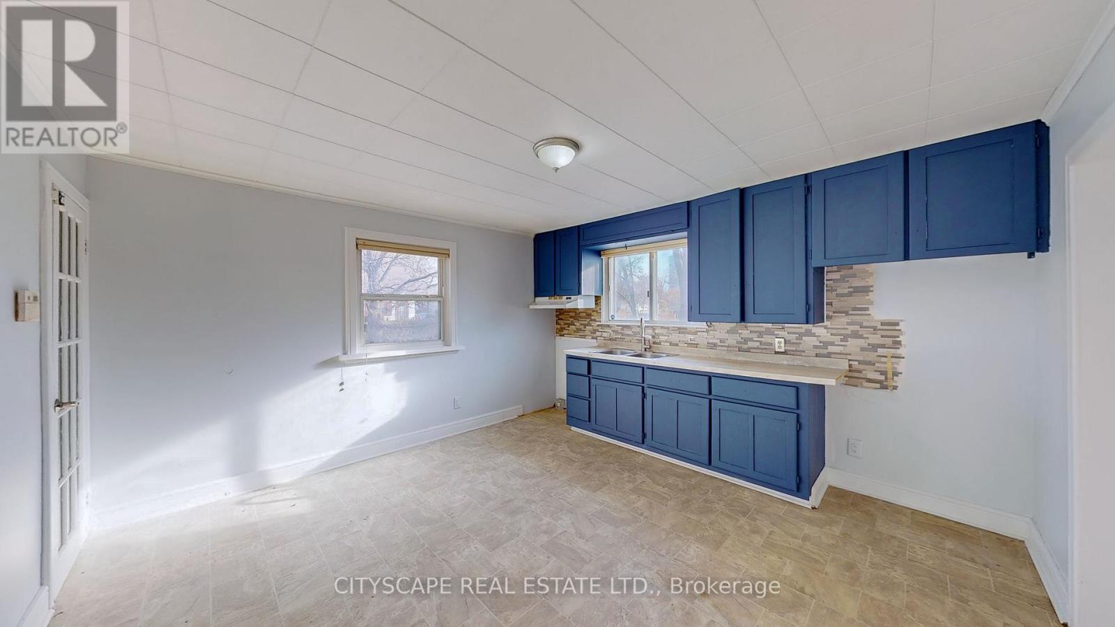 39 Woodward Avenue, Brampton, Ontario  L6V 1K2 - Photo 11 - W12800082