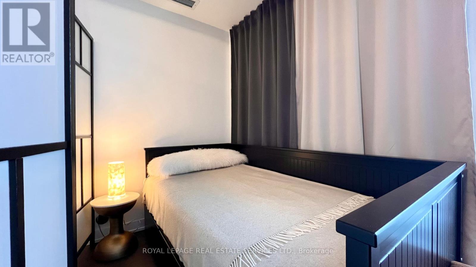 1116 - 1830 Bloor West Street W, Toronto, Ontario  M6P 0A2 - Photo 18 - W12800122