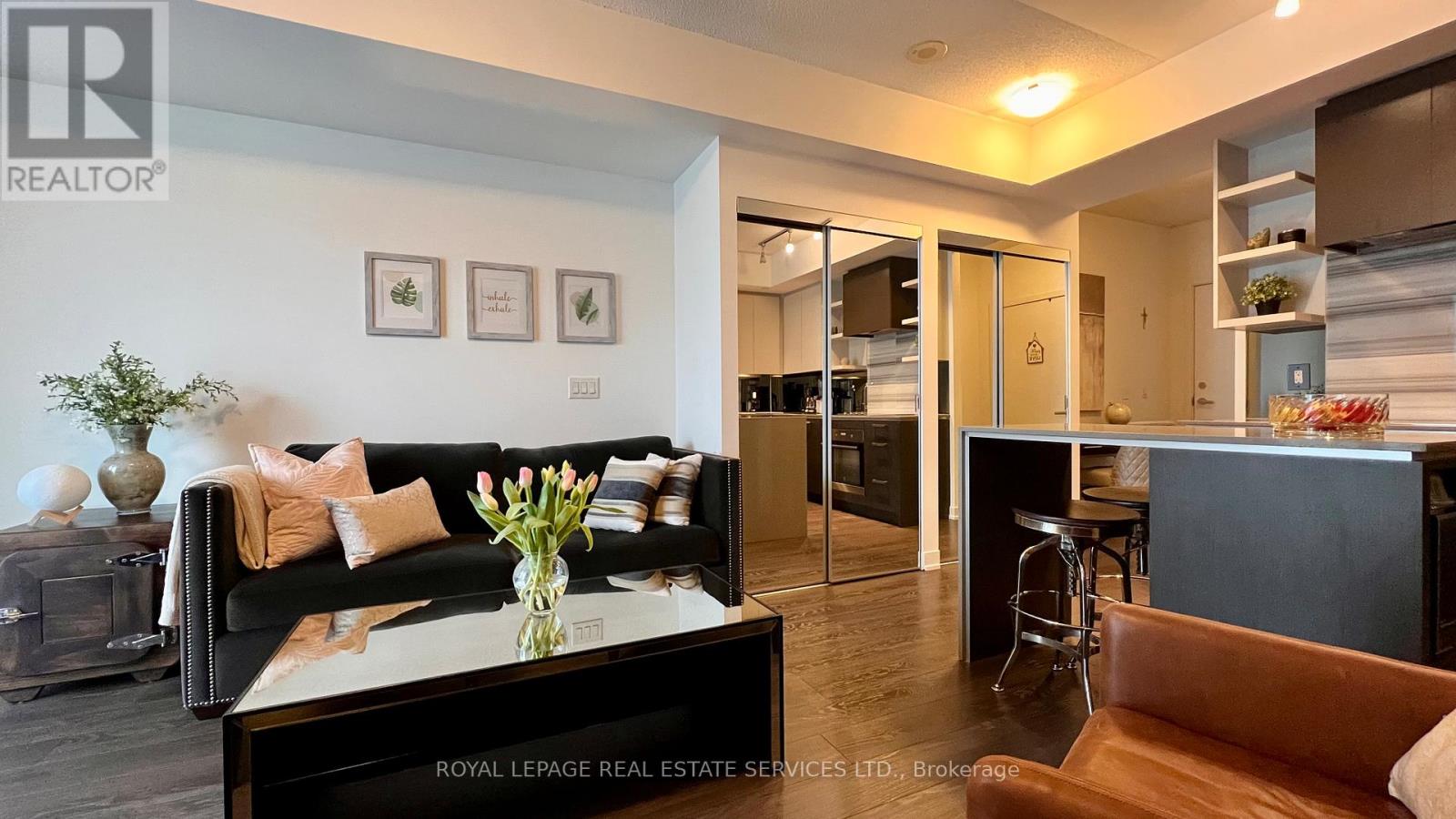 1116 - 1830 Bloor West Street W, Toronto, Ontario  M6P 0A2 - Photo 6 - W12800122