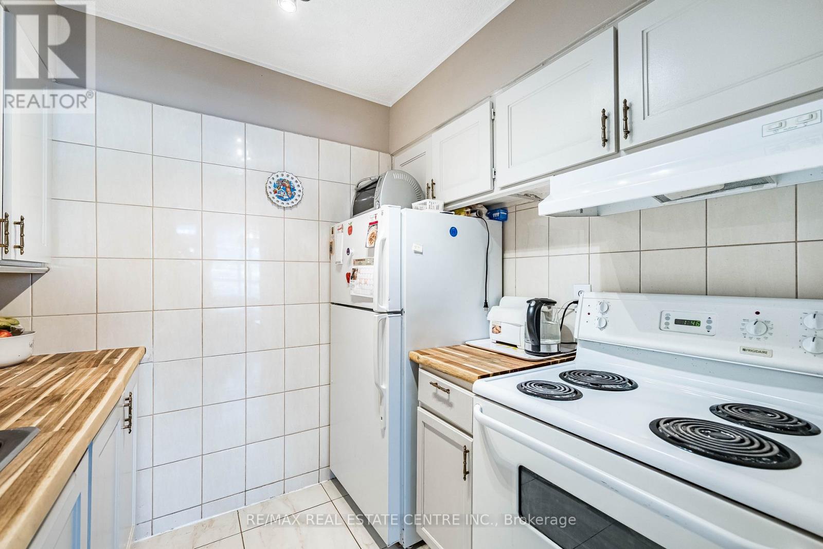 509 - 200 Lotherton Pathway Pathway, Toronto, Ontario  M6B 2G8 - Photo 19 - W12800124