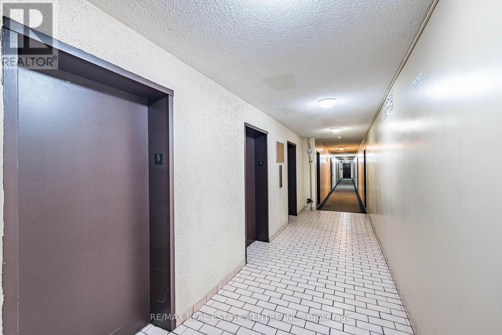 509 - 200 Lotherton Pathway Pathway, Toronto, Ontario  M6B 2G8 - Photo 7 - W12800124