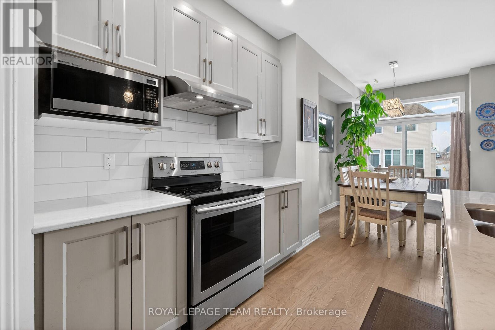 829 Miikana Road, Ottawa, Ontario  K1X 0G5 - Photo 10 - X12797920