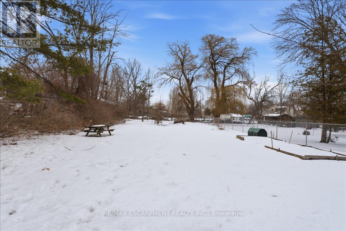 519 Alder Street W, Haldimand, Ontario  N1A 1S2 - Photo 36 - X12800068