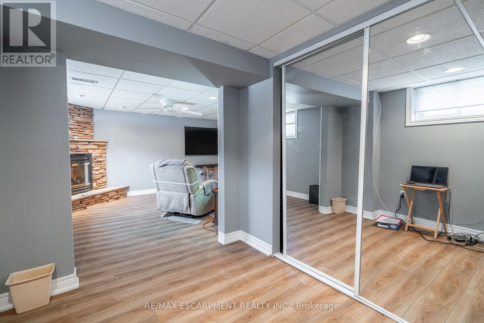 19 Valery Court, Hamilton, Ontario  L9C 2W2 - Photo 36 - X12800074