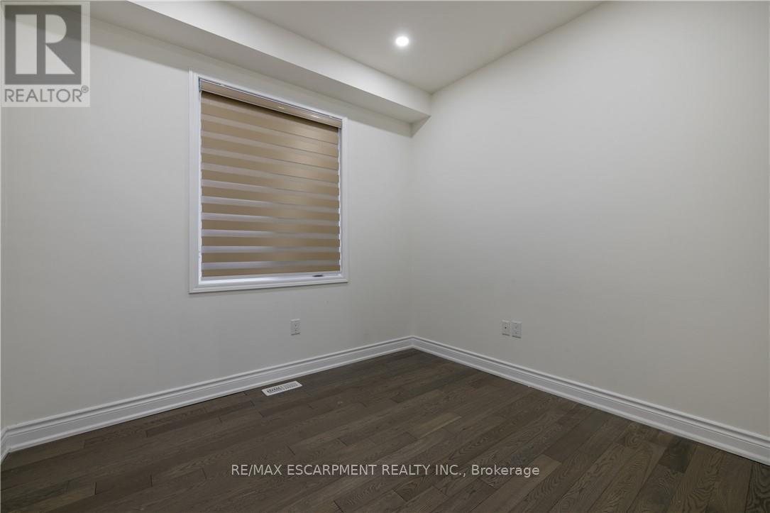 150 Cactus Crescent, Hamilton (Stoney Creek Mountain), Ontario  L8J 0M3 - Photo 19 - X12800126