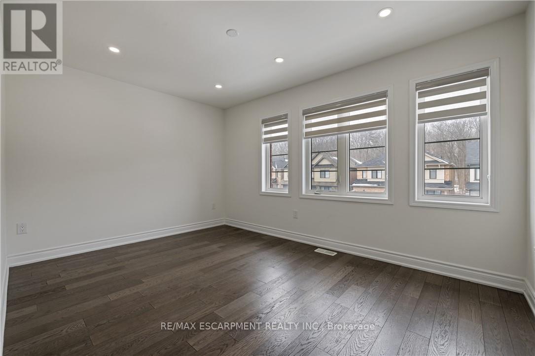 150 Cactus Crescent, Hamilton (Stoney Creek Mountain), Ontario  L8J 0M3 - Photo 30 - X12800126