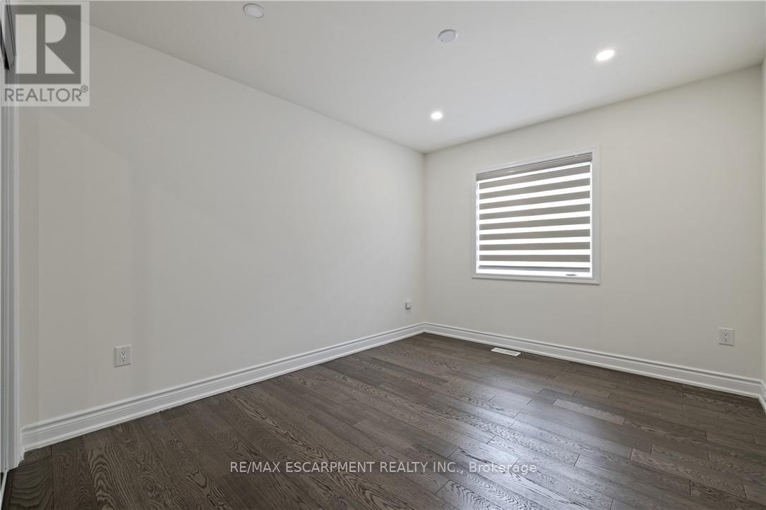 150 Cactus Crescent, Hamilton (Stoney Creek Mountain), Ontario  L8J 0M3 - Photo 32 - X12800126