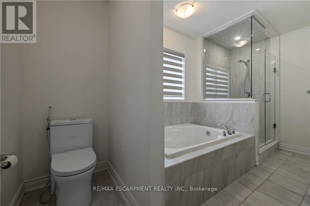 150 Cactus Crescent, Hamilton (Stoney Creek Mountain), Ontario  L8J 0M3 - Photo 41 - X12800126