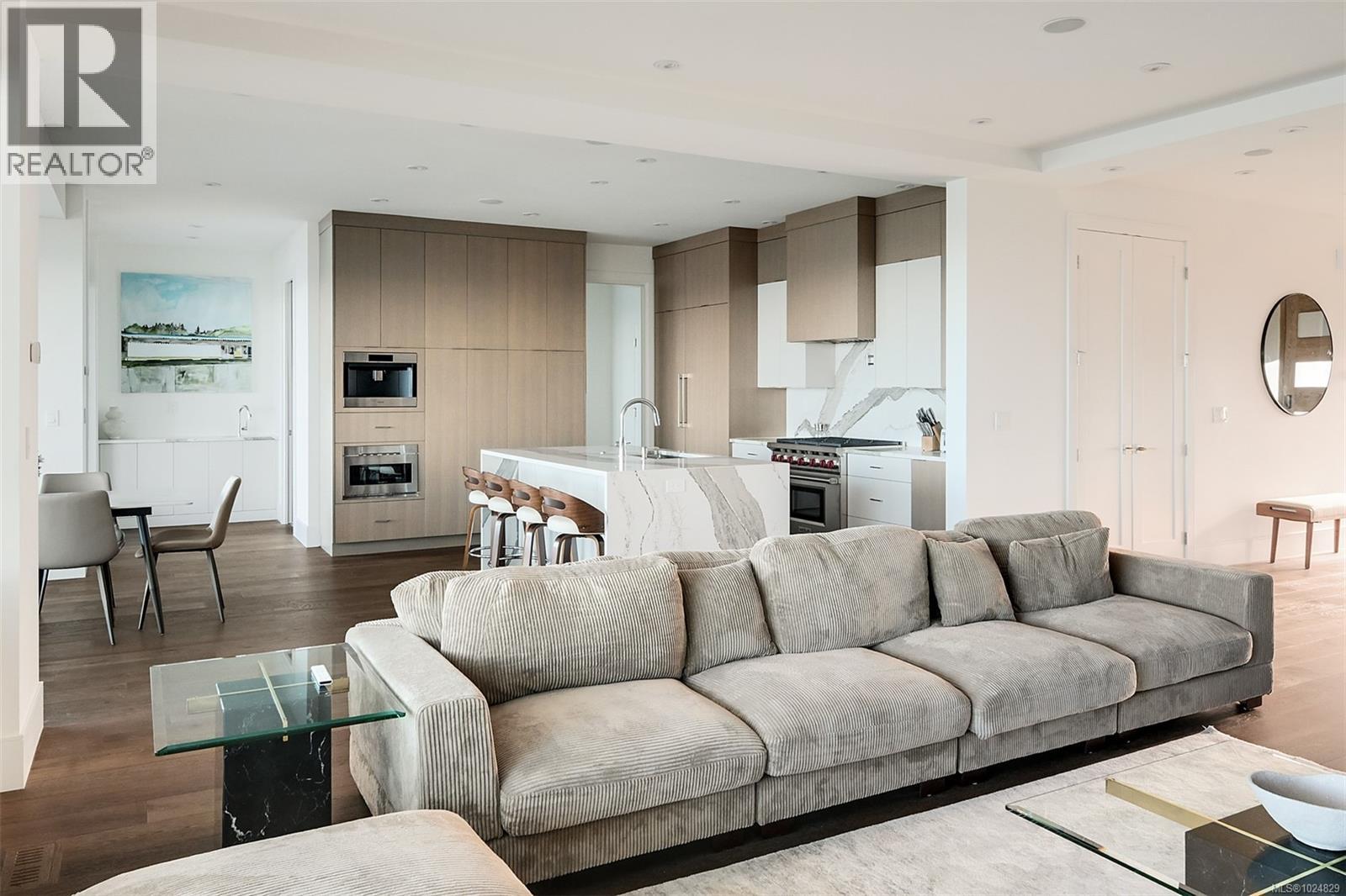 4599 Cordova Bay Rd, Saanich, British Columbia  V8Y 2K1 - Photo 18 - 1024829