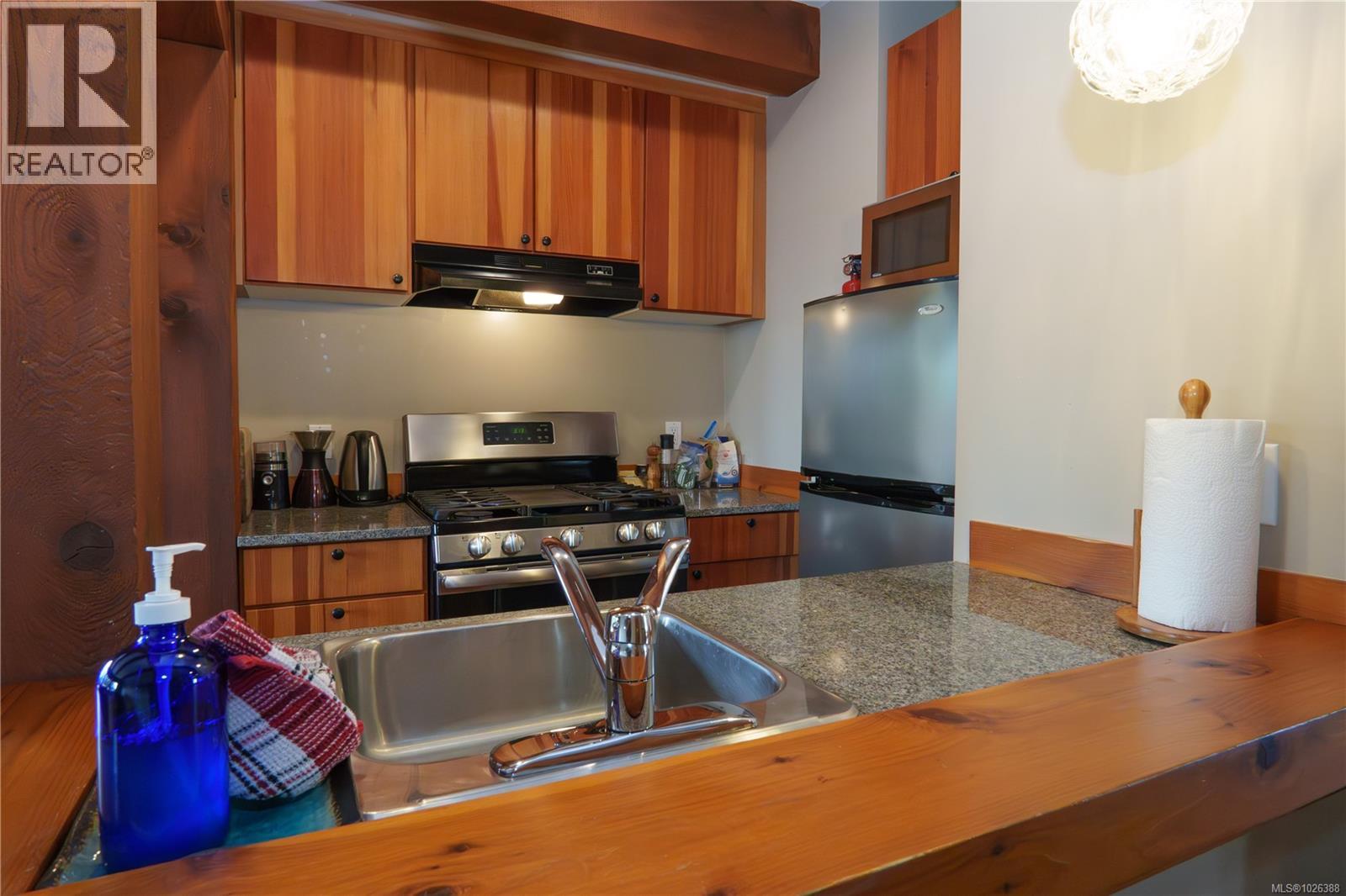 206 1645 Cedar Rd, Ucluelet, British Columbia  V0R 3A0 - Photo 8 - 1026388