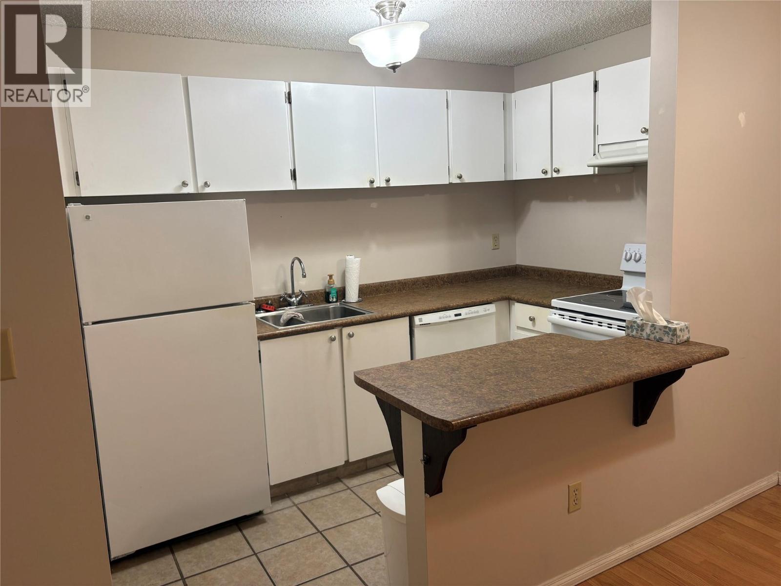 1108 23rd Avenue N Unit# 103, Cranbrook, British Columbia  V1C 5T6 - Photo 4 - 10376410