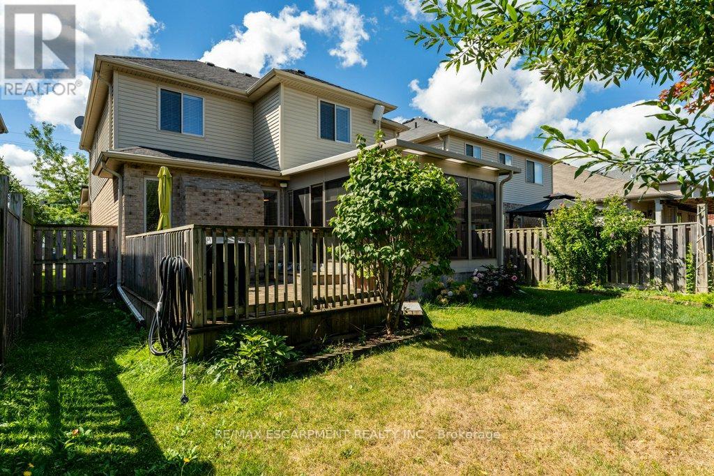 4875 John Street, Lincoln, Ontario  L3J 0P2 - Photo 10 - X12352774