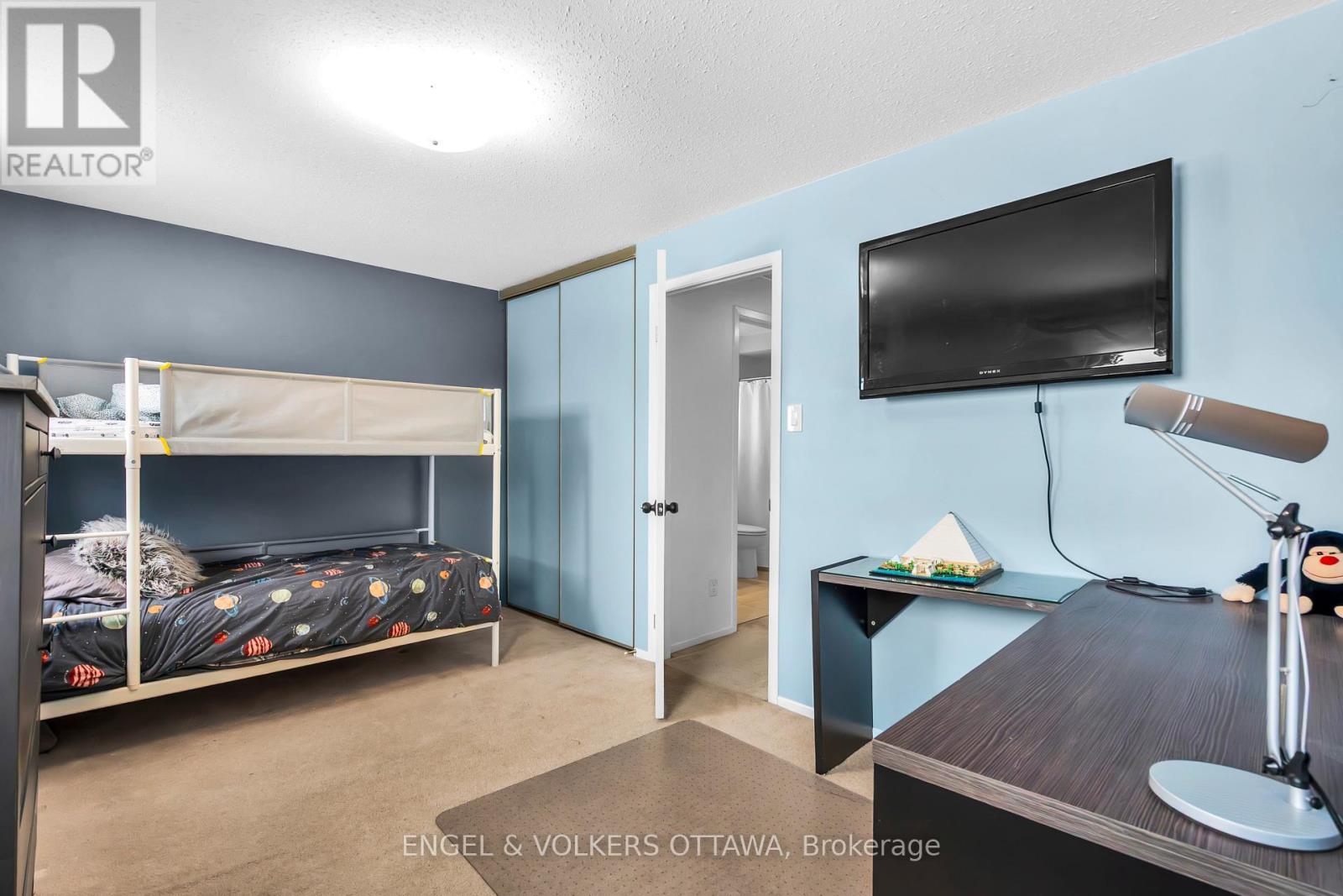 29 Valley Ridge Street, Ottawa, Ontario  K2E 7W3 - Photo 35 - X12798782