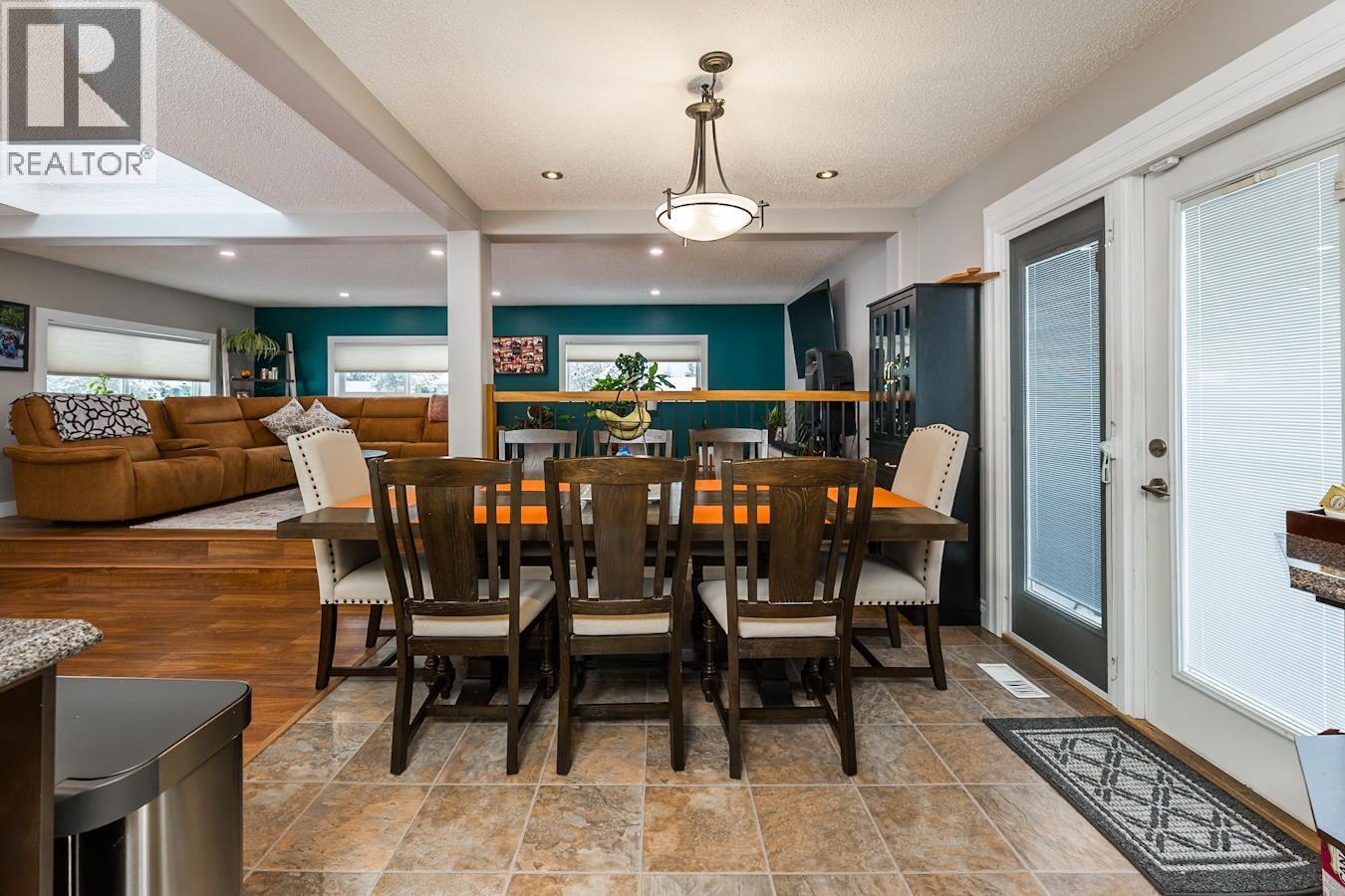 392 Green Place, Prince George, British Columbia  V2M 6A2 - Photo 9 - R3083750