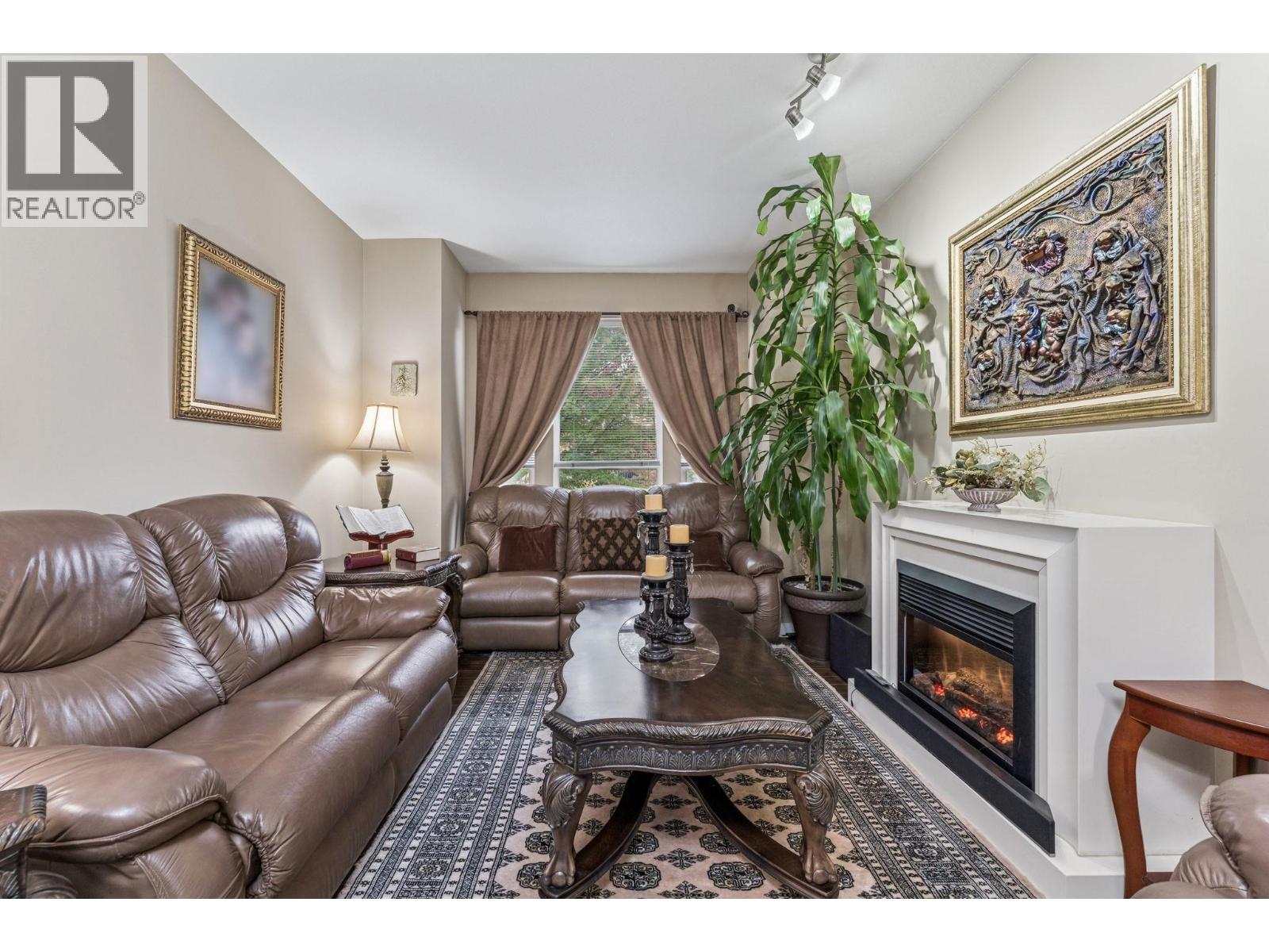 22337 Sharpe Avenue, Richmond, British Columbia  V6V 3C5 - Photo 3 - R3091397