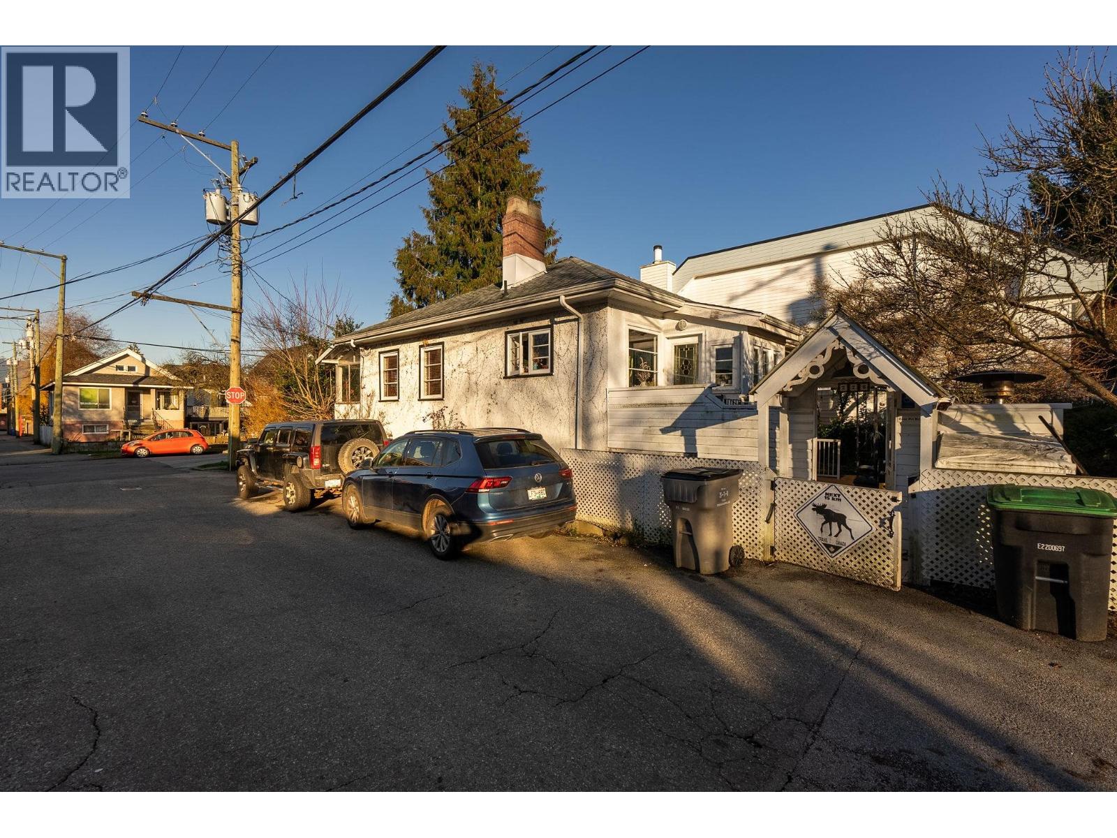 228 E 26th Avenue, Vancouver, British Columbia  V5V 2H3 - Photo 31 - R3091426