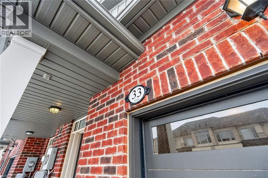 33 Admiral Road, Welland, Ontario  L3B 0H4 - Photo 4 - 40806063