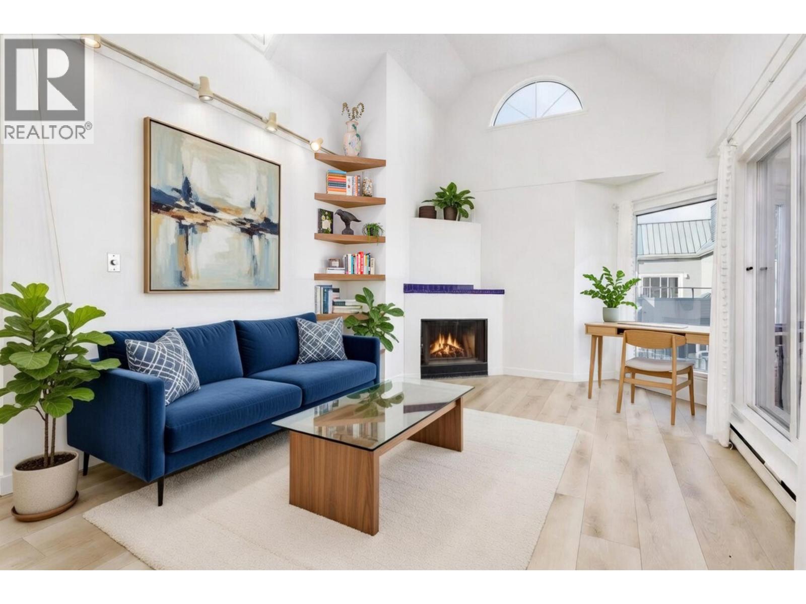 401 1345 W 4TH AVENUE, Vancouver, British Columbia