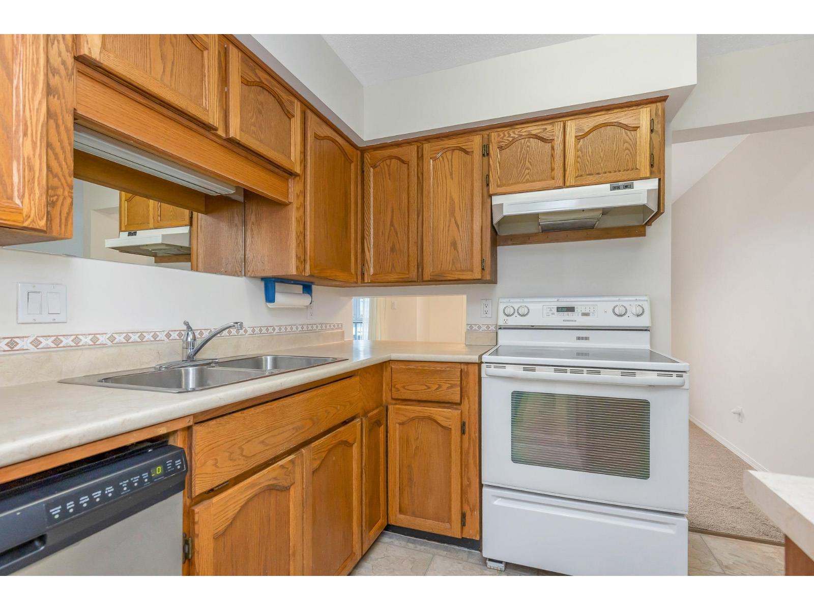 206 2425 Church Street, Abbotsford, British Columbia  V2T 3J8 - Photo 11 - R3091354