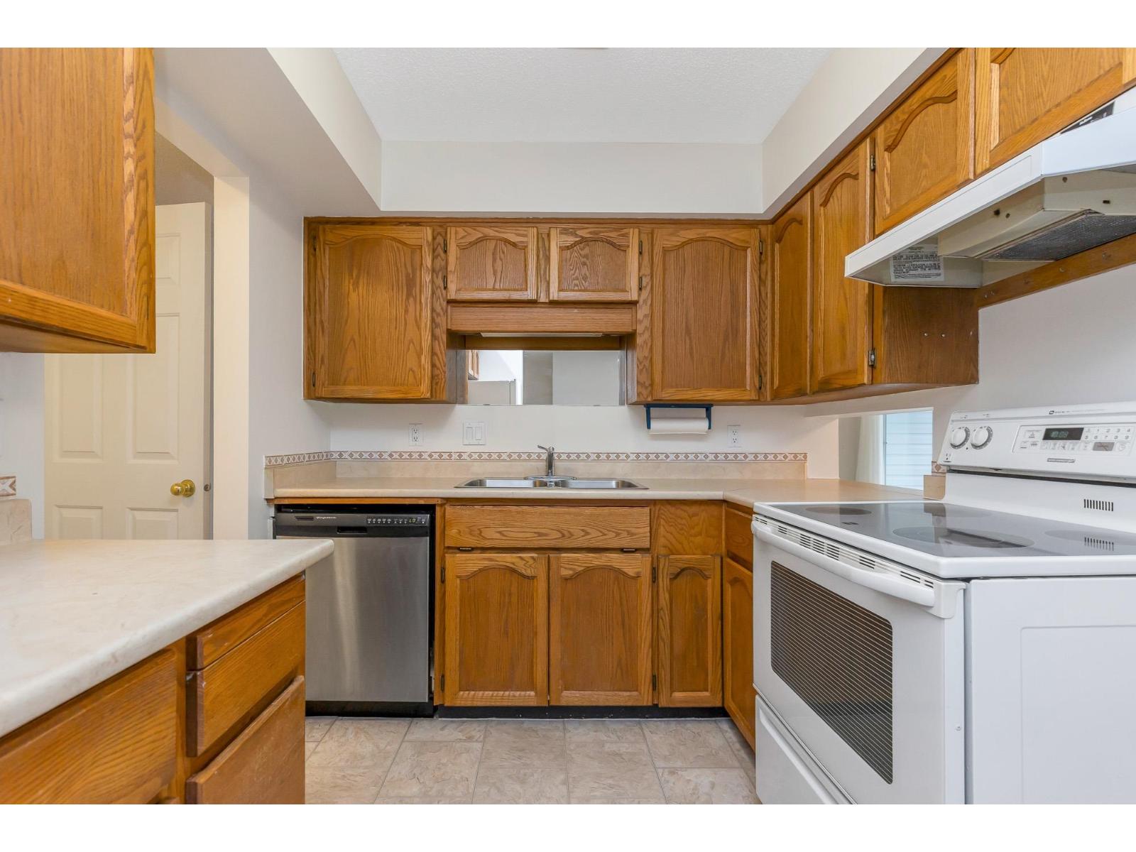 206 2425 Church Street, Abbotsford, British Columbia  V2T 3J8 - Photo 8 - R3091354