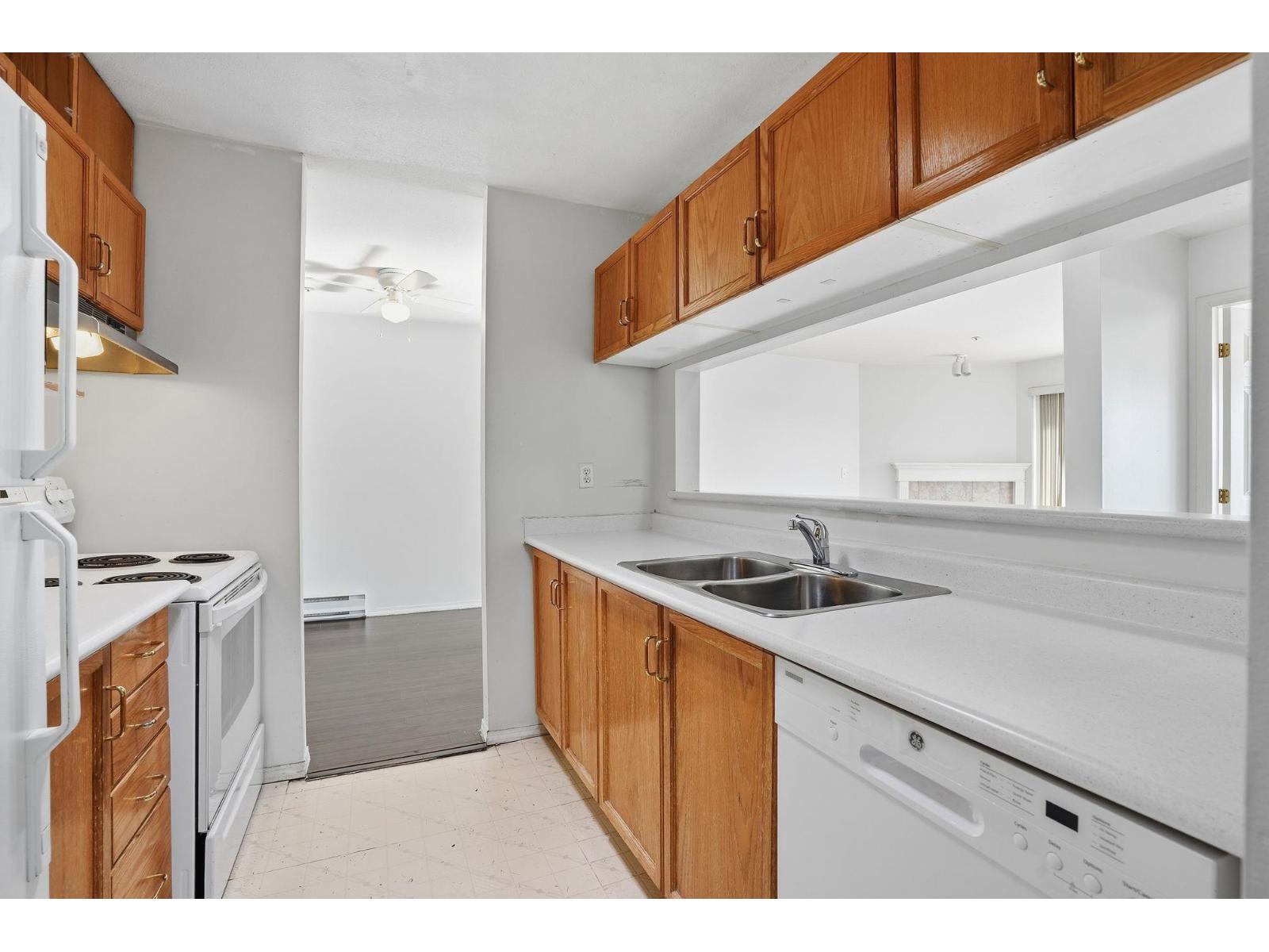 433 32830 George Ferguson Way, Abbotsford, British Columbia  V2S 7K1 - Photo 8 - R3091381