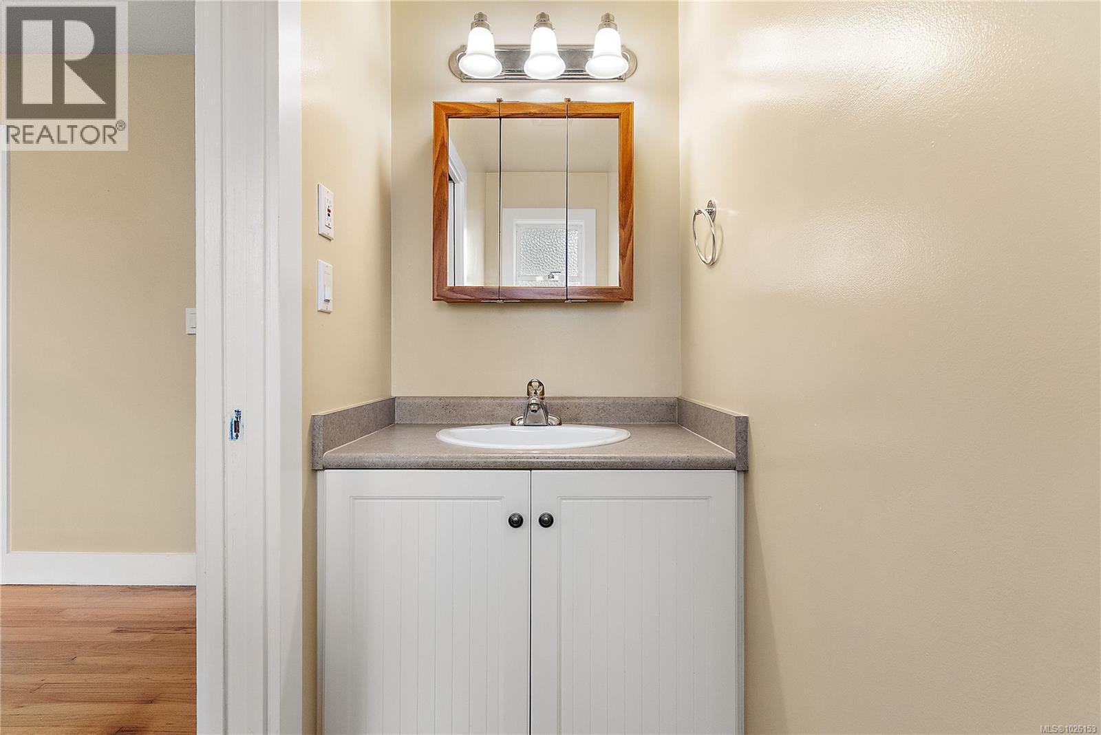 2009 Stelly's Cross Rd, Central Saanich, British Columbia  V8M 1M8 - Photo 14 - 1026153