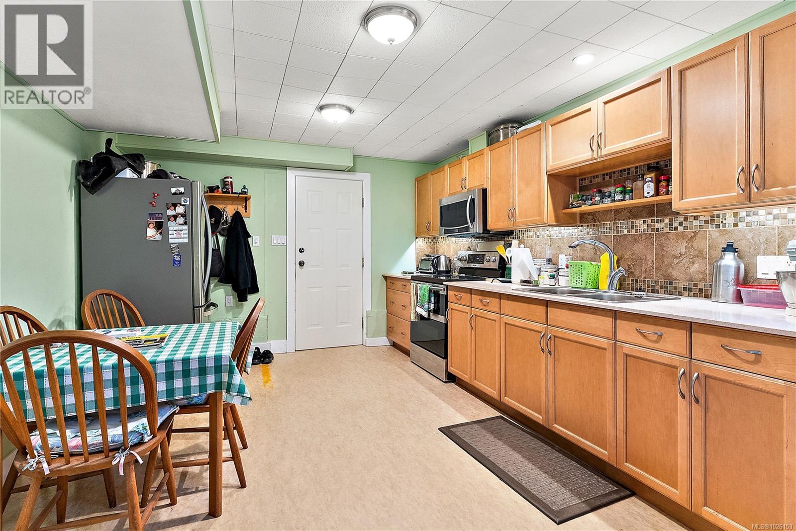 2009 Stelly's Cross Rd, Central Saanich, British Columbia  V8M 1M8 - Photo 20 - 1026153