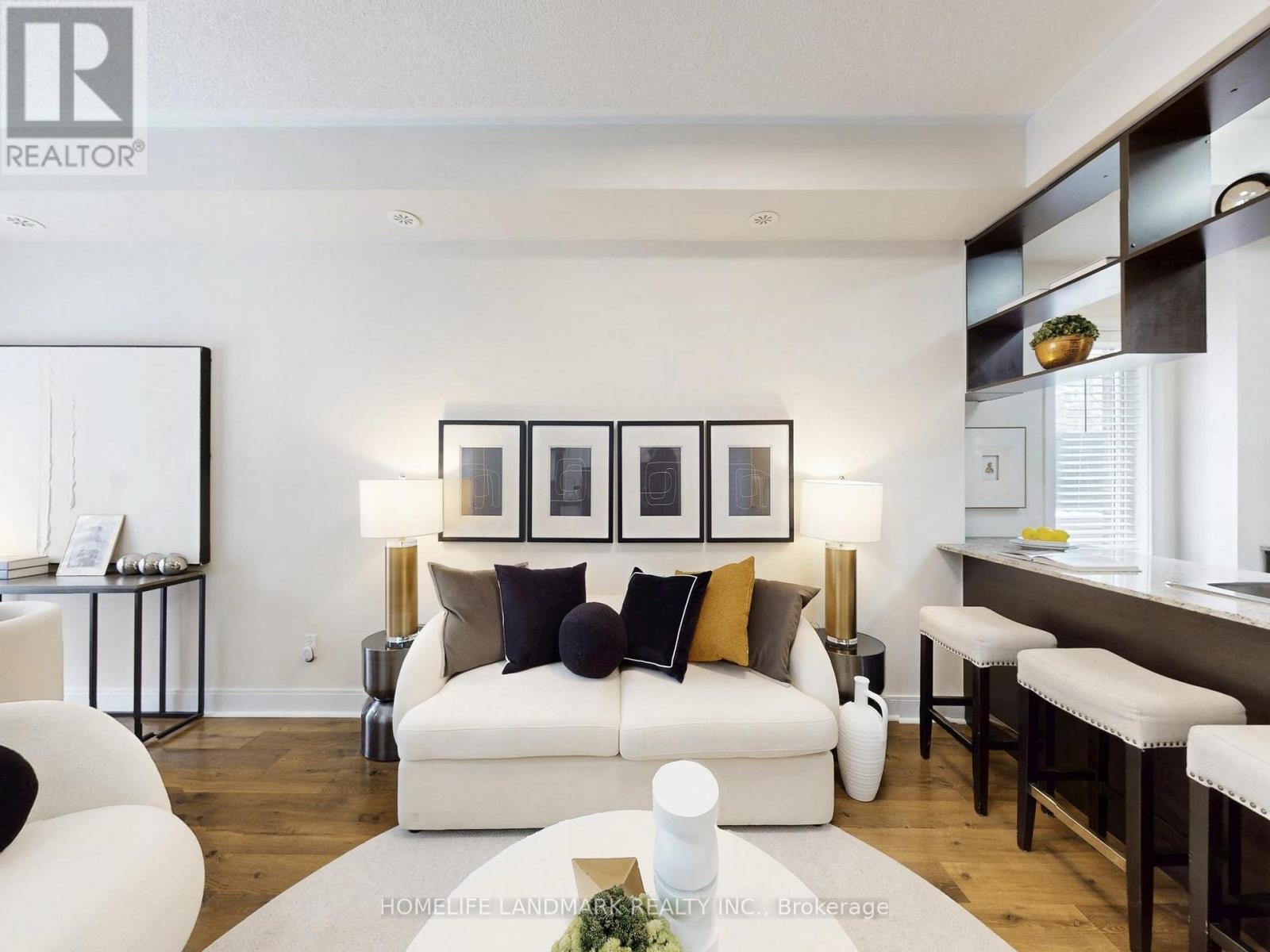 Th47 - 315 Village Green Square, Toronto, Ontario  M1S 0L2 - Photo 3 - E12791888