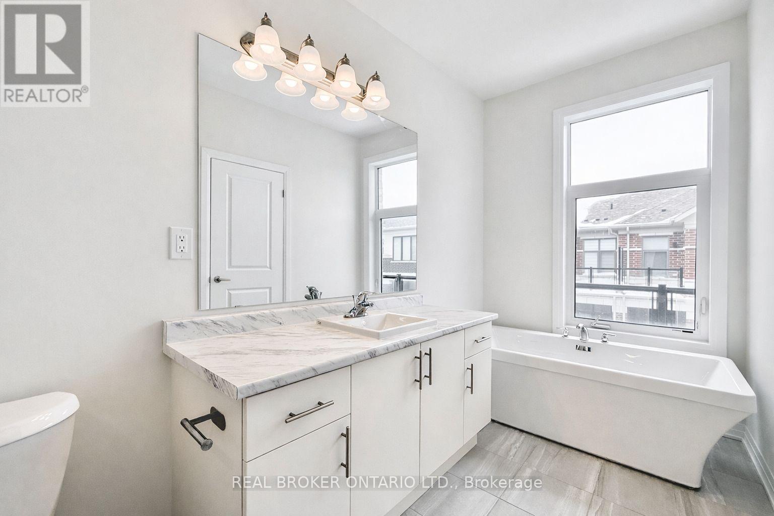 16 Tay Lane, Richmond Hill, Ontario  L4S 1N7 - Photo 41 - N12798772