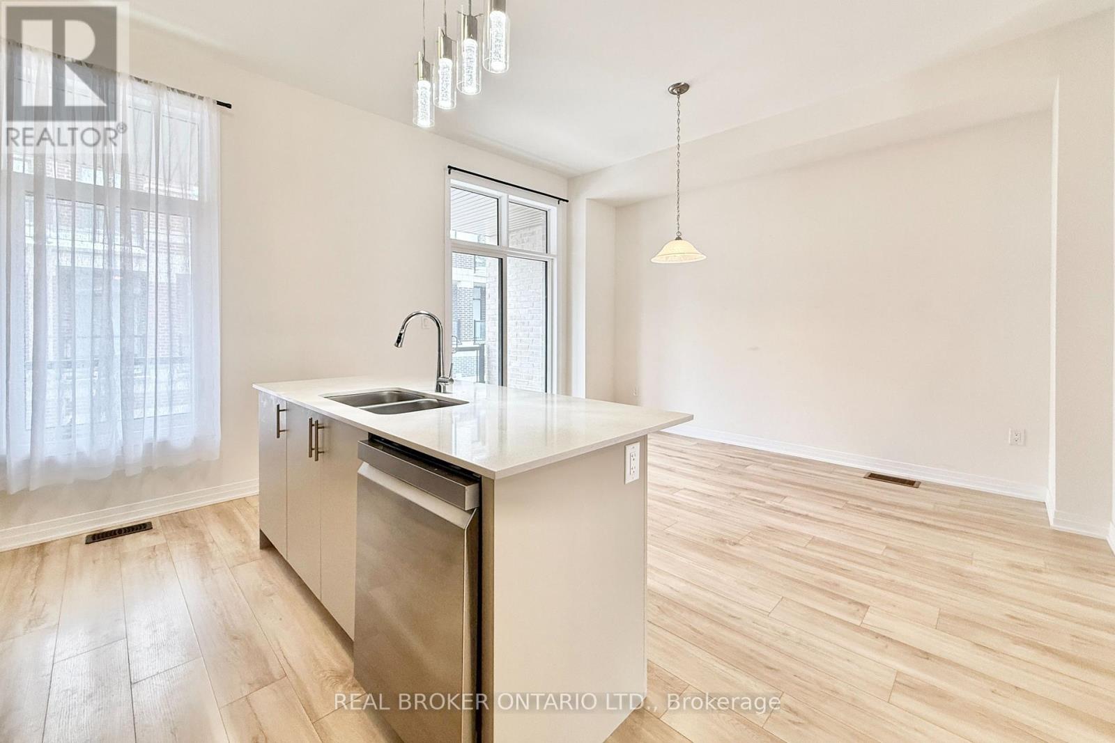 16 Tay Lane, Richmond Hill, Ontario  L4S 1N7 - Photo 15 - N12798780