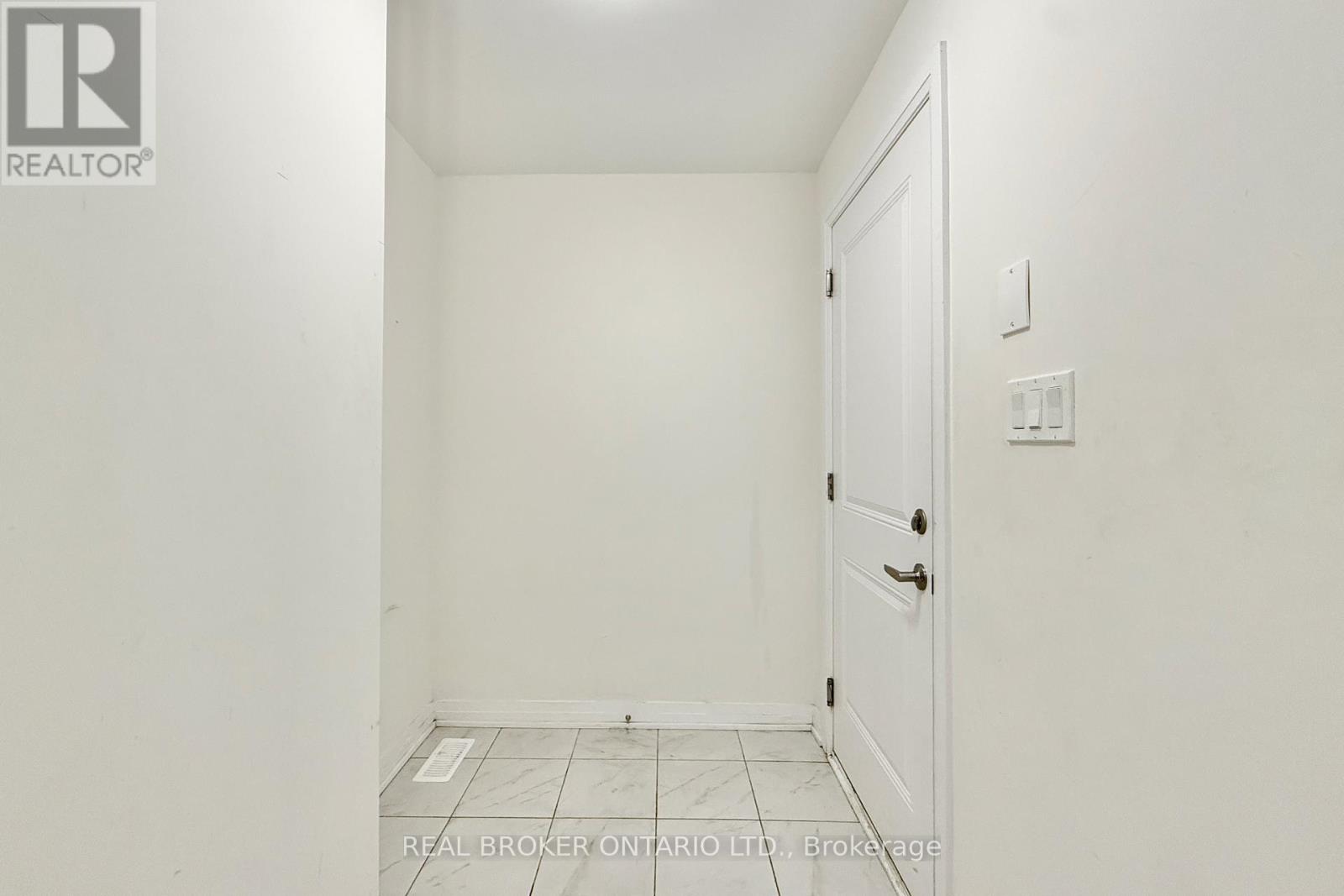 16 Tay Lane, Richmond Hill, Ontario  L4S 1N7 - Photo 44 - N12798780