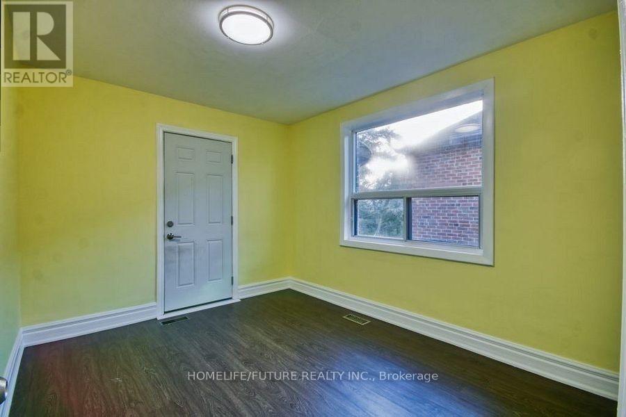 Main Fl - 53 Burlingame Road, Toronto, Ontario  M8W 1Y9 - Photo 12 - W12800134