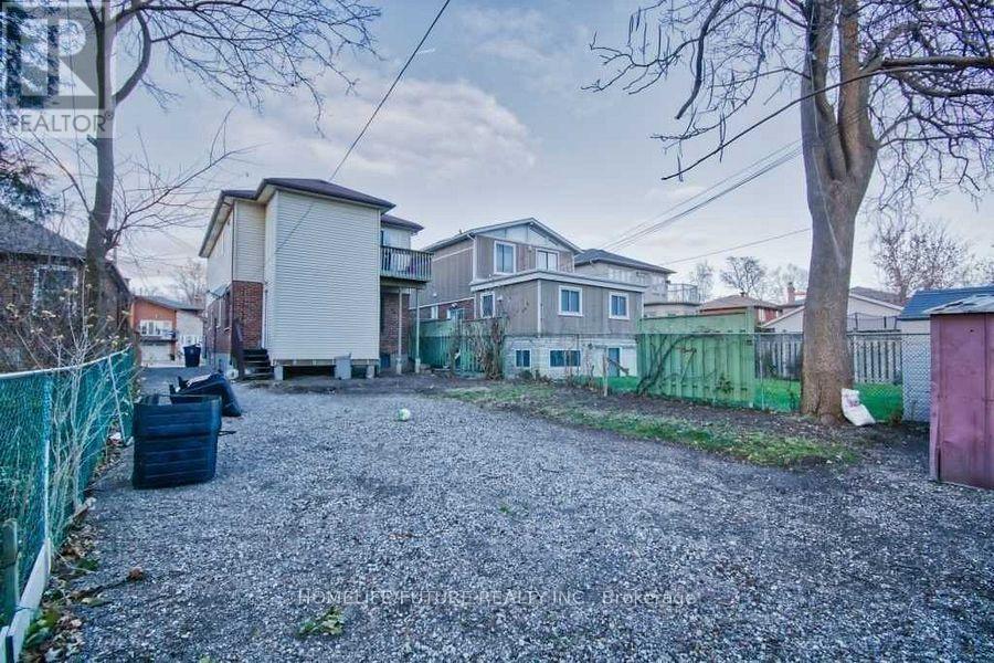 Main Fl - 53 Burlingame Road, Toronto, Ontario  M8W 1Y9 - Photo 17 - W12800134