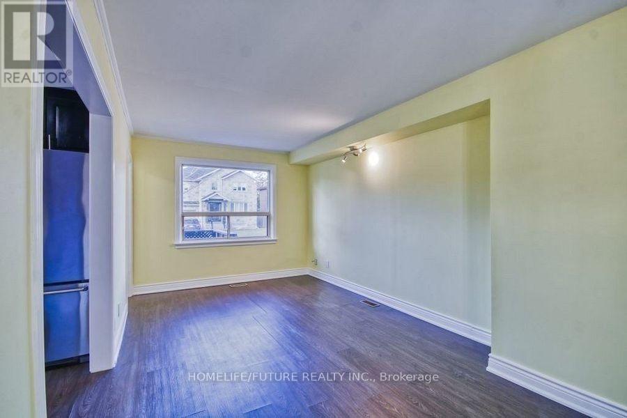 Main Fl - 53 Burlingame Road, Toronto, Ontario  M8W 1Y9 - Photo 8 - W12800134