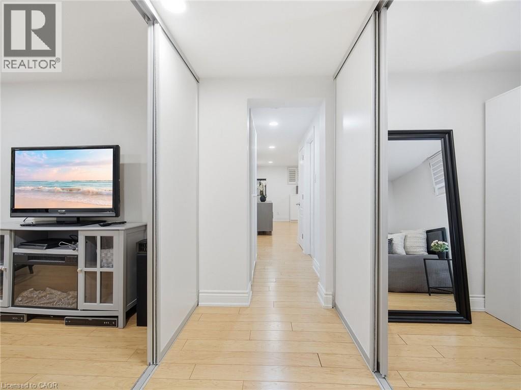 205 Prince Edward Drive S, Toronto, Ontario  M8Y 3X1 - Photo 23 - 40806076