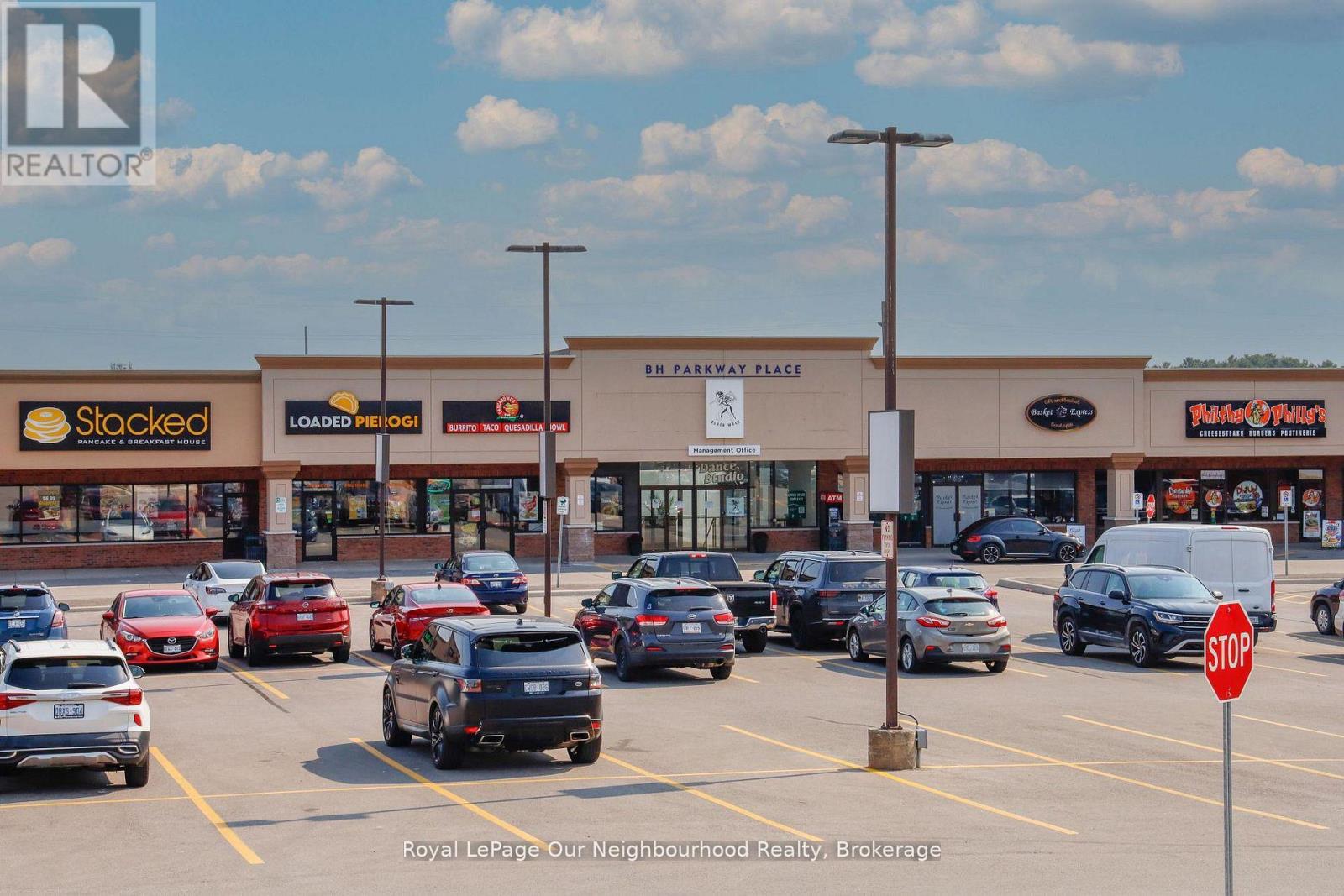 232-233 - 1135 Lansdowne Street W, Peterborough (Otonabee Ward 1), Ontario  K9J 7M2 - Photo 3 - X12800216